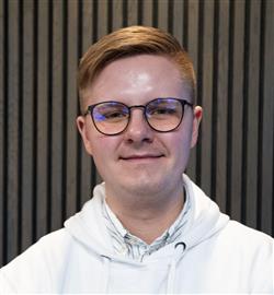 Profilbilde av Simen Rustad